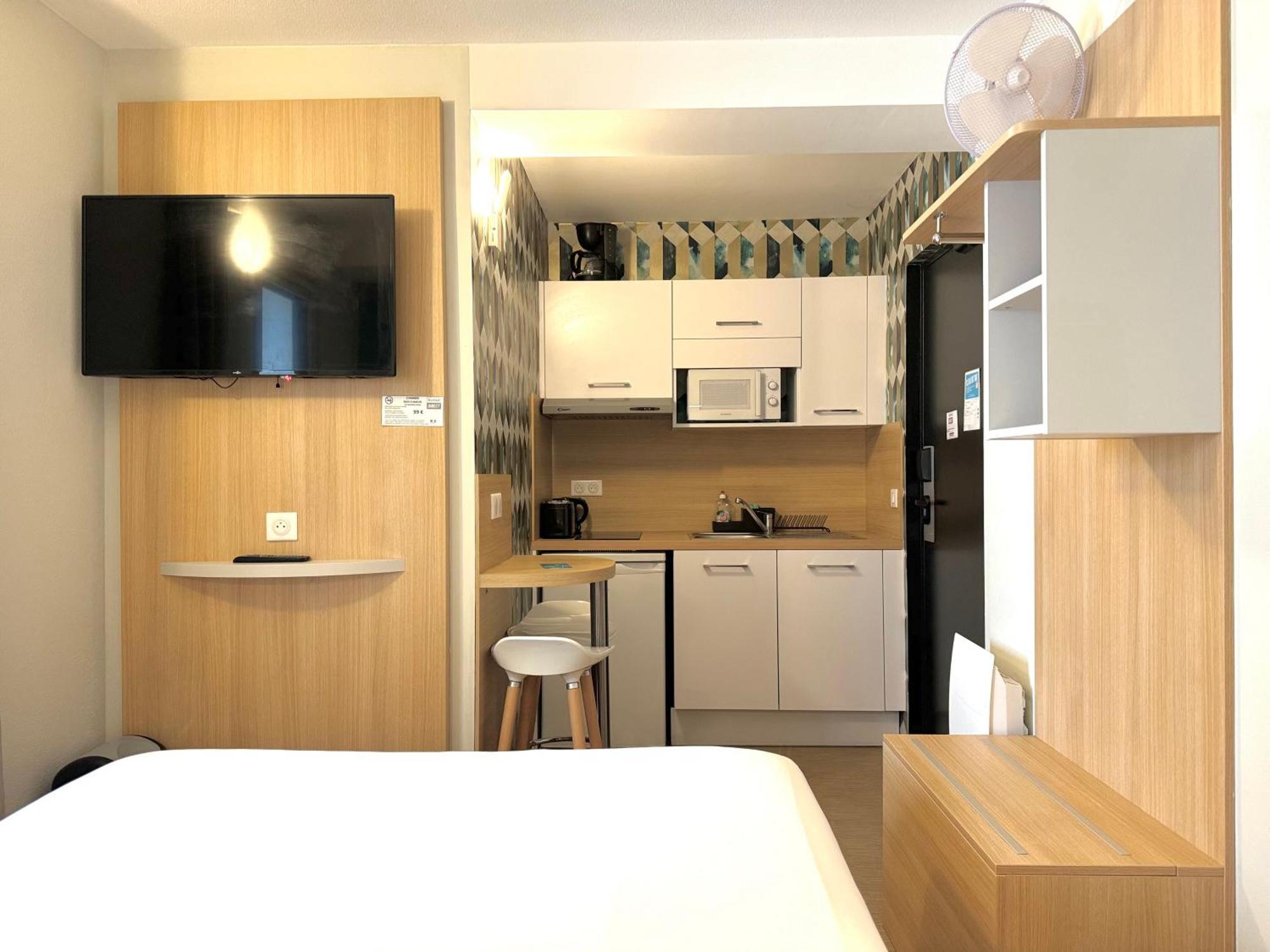 Kyriad Direct Saint Brieuc - Parc Des Expositions Tregueux Exterior foto